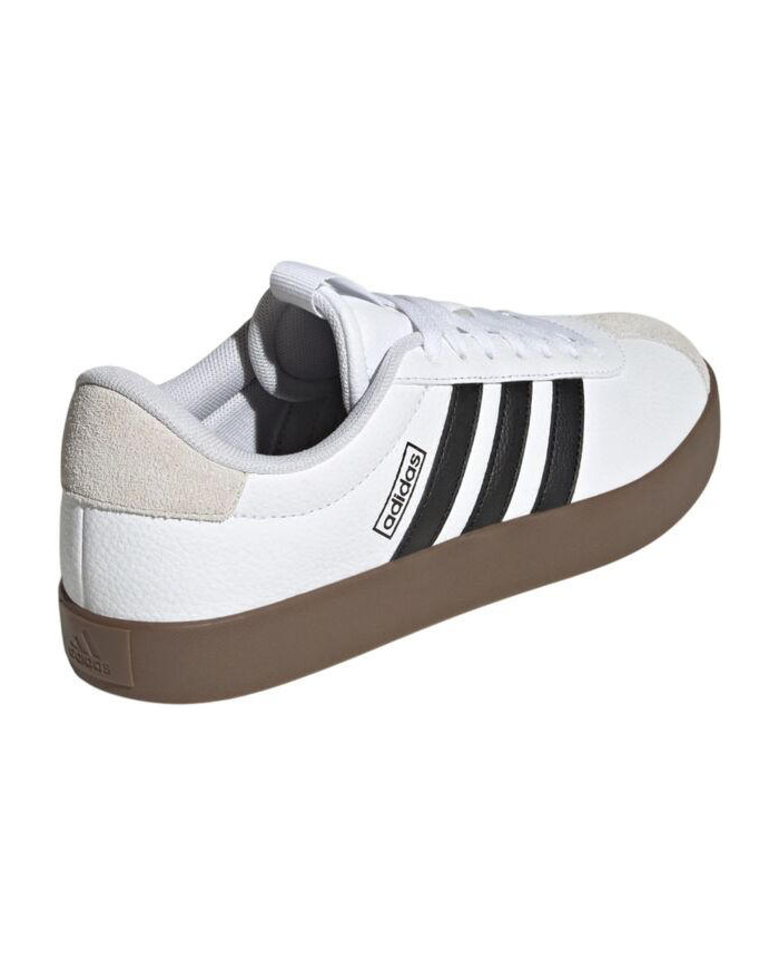 Scarpe da ginnastica ADIDAS VL COURT 3.0 ID6285 bianchge con strisce nere e suola marrone. 
