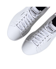 Scarpe da ginnastica ADIDAS URBAN COURT IF4092 bianche con dettaglio rosa posteriormente 
