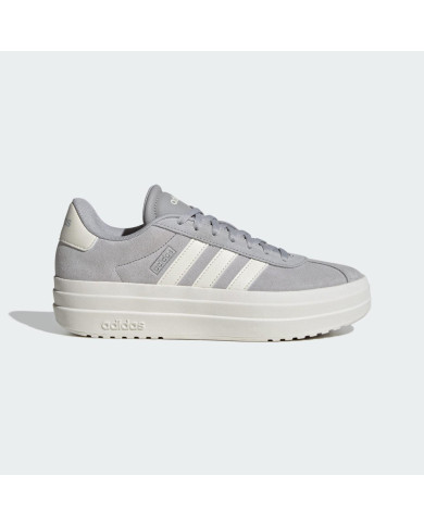 Sneakers con platform ADIDAS VL COURT BOLD IF9784 in camoscio grigio con dettaglio sulla punta. 

