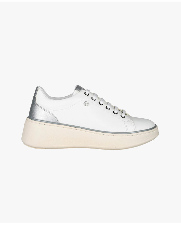 Sneakers dalla linea elegante GEOX D SUNNETTY A D55YHA oro e bianche con cerniera laterale e lacci 
