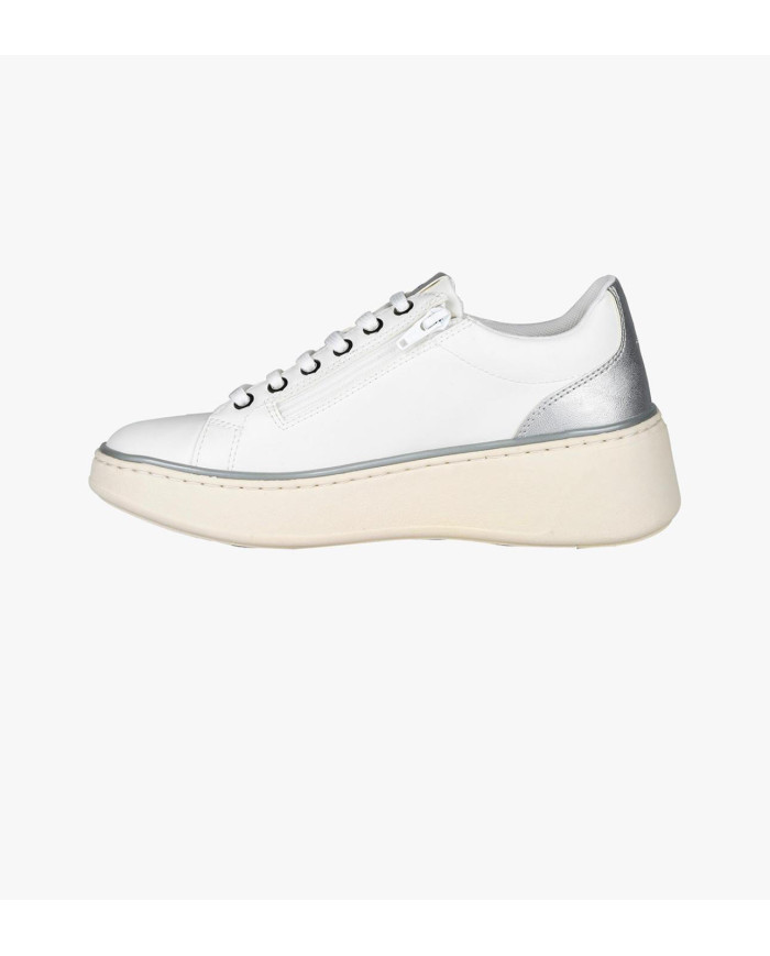 Sneakers dalla linea elegante GEOX D SUNNETTY A D55YHA oro e bianche con cerniera laterale e lacci 
