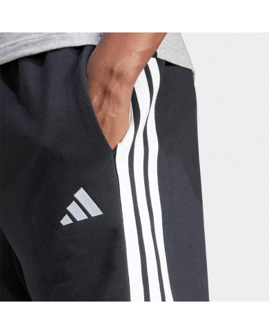 adidas Sportswear Essential Pantaloncini da uomo in spugna francese a 3 strisce


