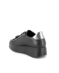Sneakers con zeppa da donna nero con lacci e gioiello 
