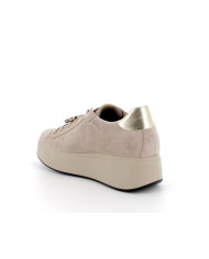igi&co ALLY sneakers Donna in camoscio visone con gioiello 
