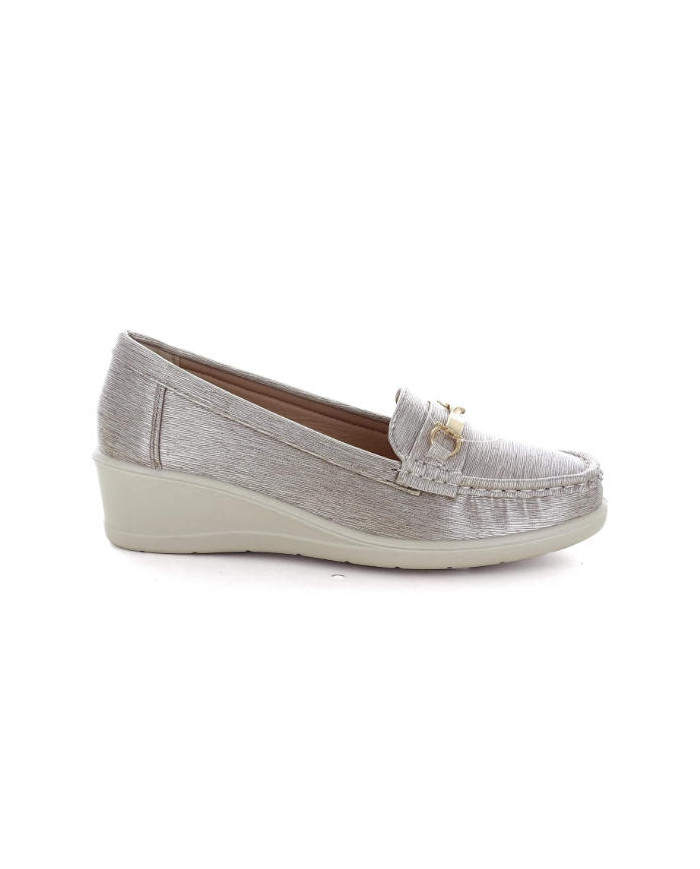 SCIOCCANTE MIN-A3214 mocassino da donna colore platino.
