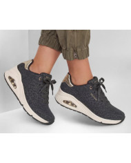 Skechers da donna con suola rialzata nel tallone con stampa animalier 
